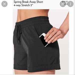 NWT: Lululemon Spring Break Away MR Short 3” - Size 4 - Black